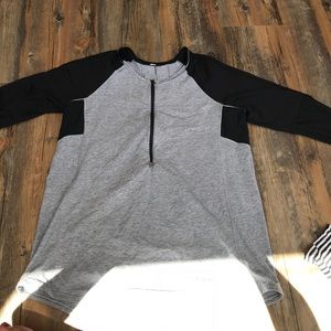 Lululemon top